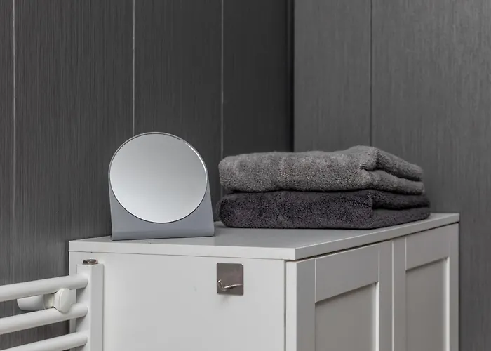 Apartment Family Luxury Retreat With Hot Tub *