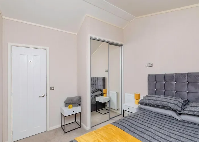 Apartment Family Luxury Retreat With Hot Tub York