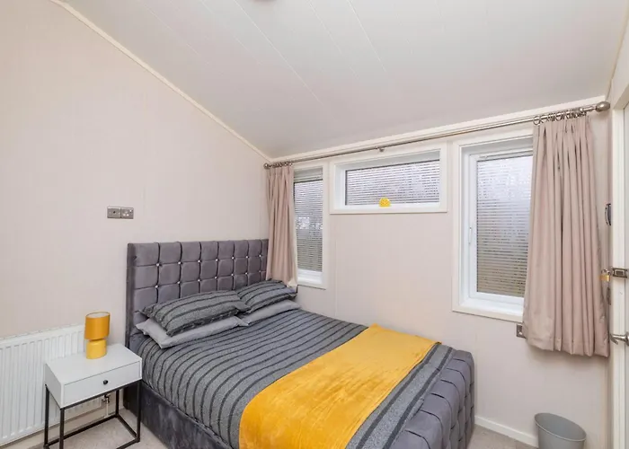 Apartment Family Luxury Retreat With Hot Tub *