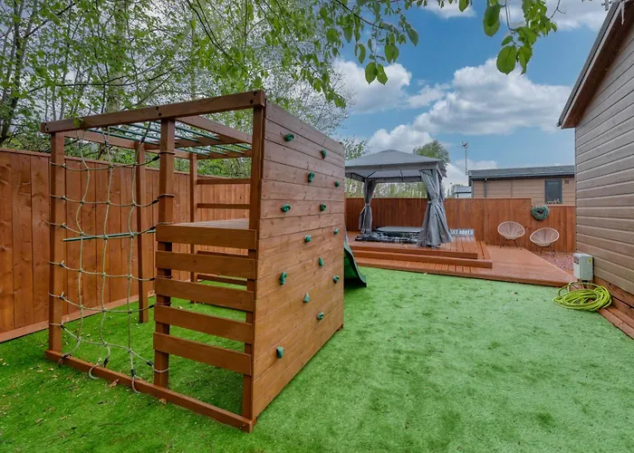 Apartment Family Luxury Retreat With Hot Tub York