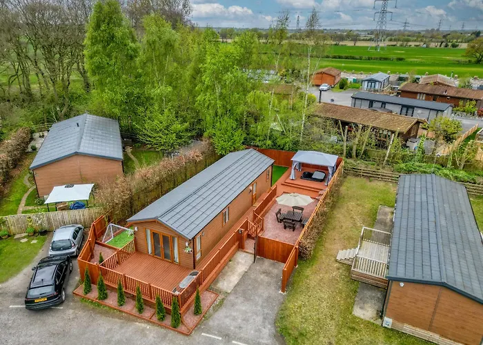 Family Luxury Retreat With Hot Tub Apartment *