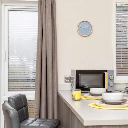 Family Luxury Retreat With Hot Tub Appartement *