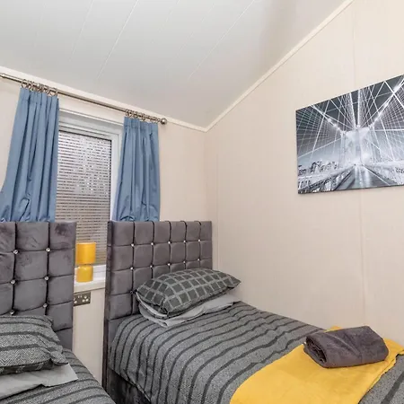 Apartmán Family Luxury Retreat With Hot Tub York