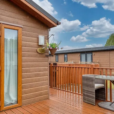 Family Luxury Retreat With Hot Tub